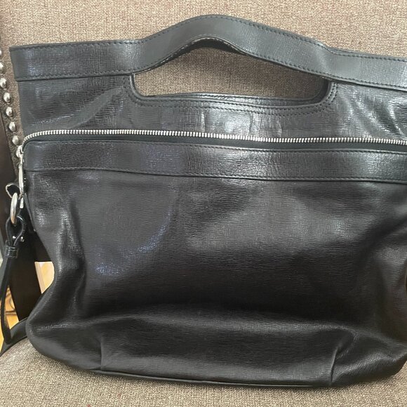 Furla convertable black leather hand/shoulder bag - Picture 3 of 12